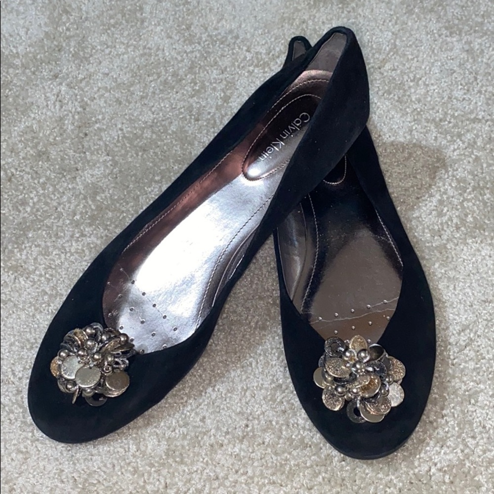 ‼️LIKE NEW Calvin Klein Suede Flats